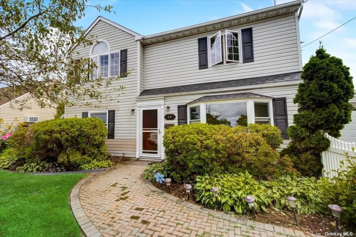 30 Libby Avenue - Photo 1