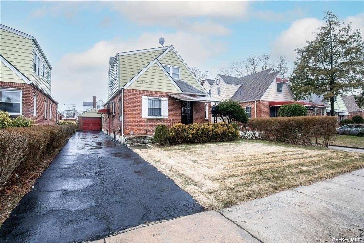 227-54 113th Drive - Photo 1