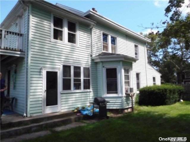 613 Roanoke Avenue - Photo 1