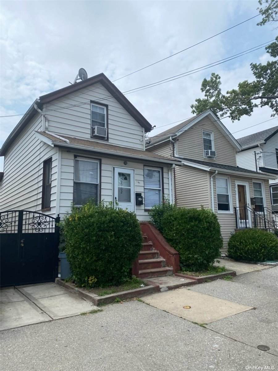 90-02 130th Street - Photo 1