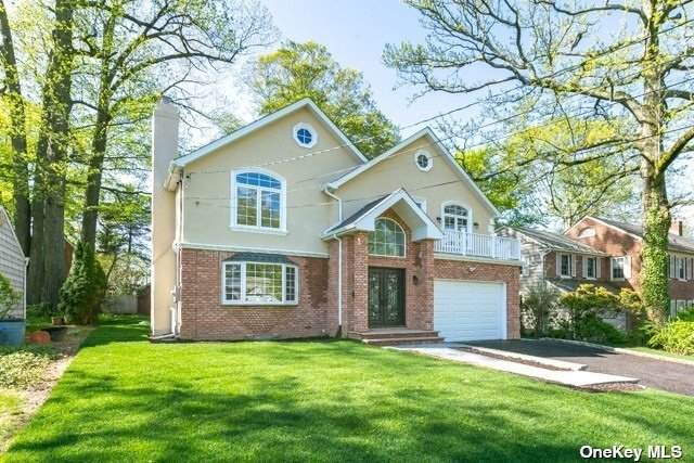 98 Oxford Boulevard - Photo 1