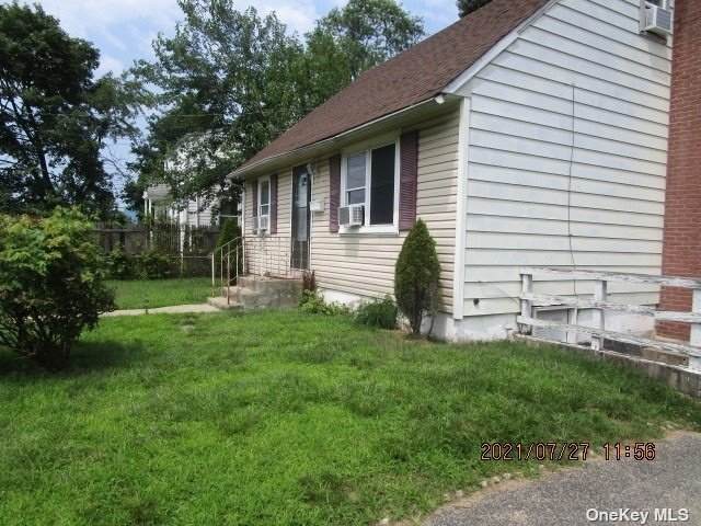 15 Booker Avenue - Photo 1