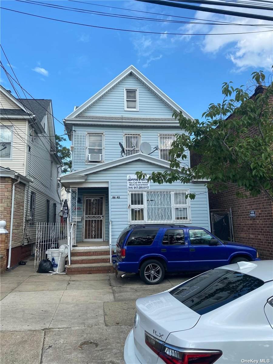 86-45 130St - Photo 1