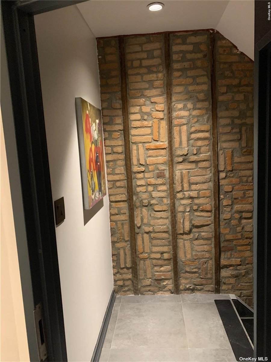 102-07 Jamaica Avenue - Photo 1