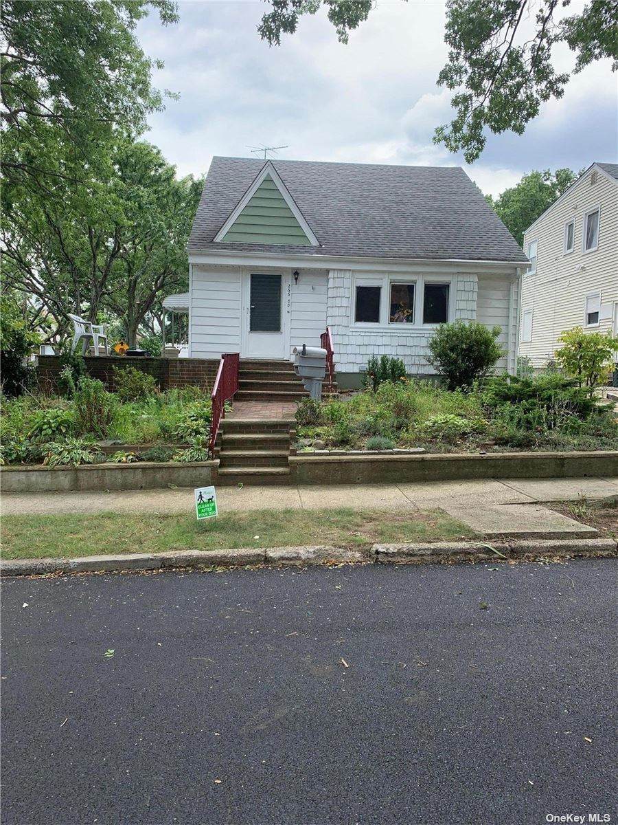 255-30 87th Terrace - Photo 1