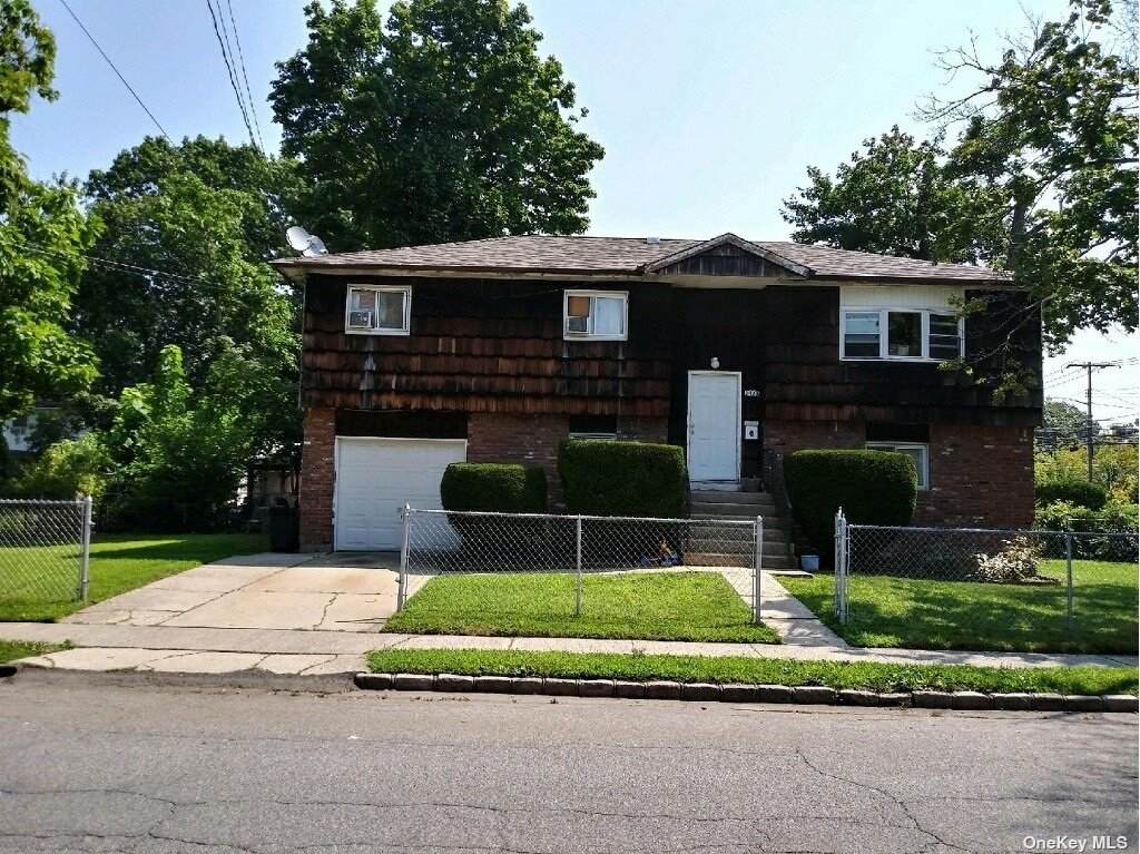 242a Sheridan St - Photo 1