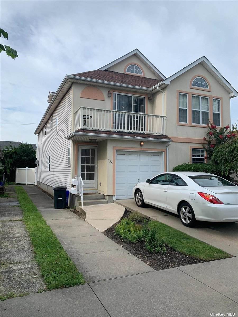 235 Hudson Street - Photo 1