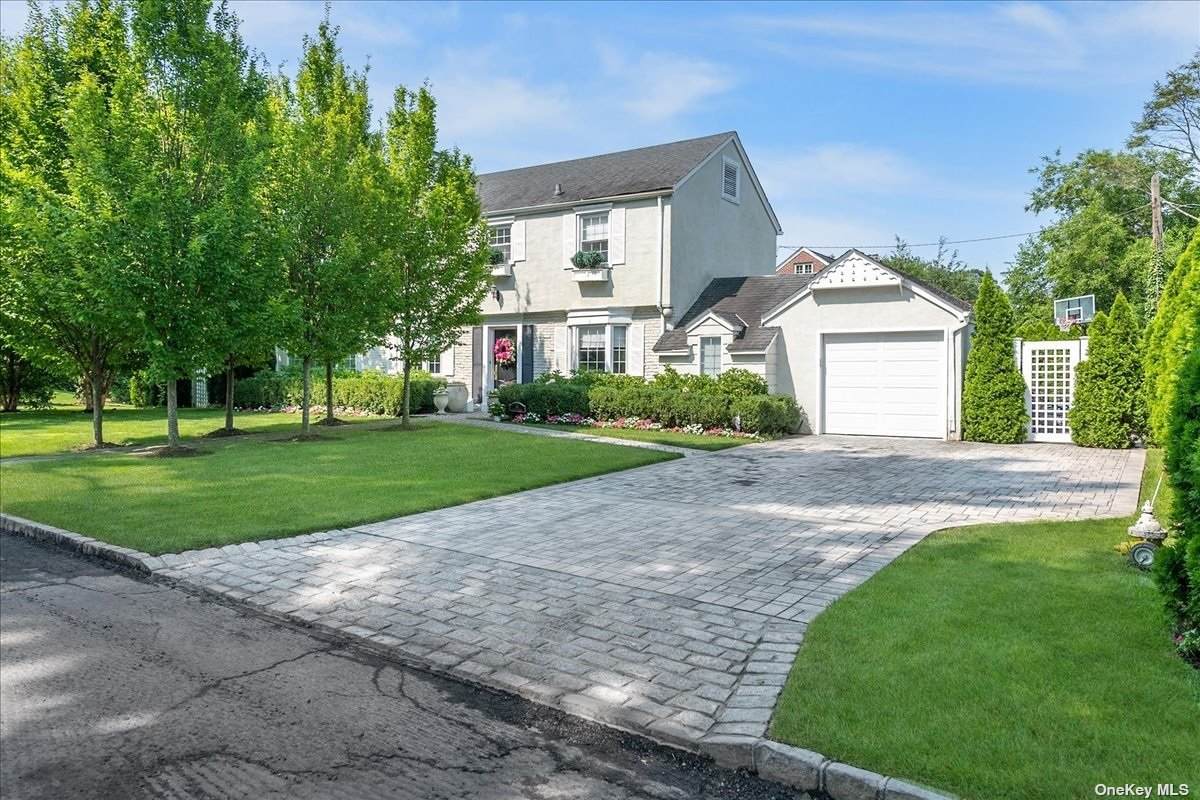 33 Pickwick Road - Photo 1