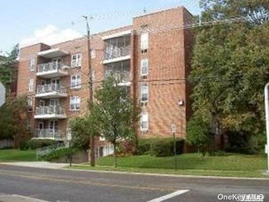 100 Brooklyn Avenue - Photo 1