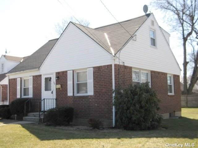 714 Newton Avenue - Photo 1