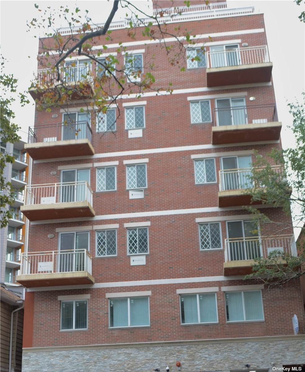 70-38 Broadway - Photo 1