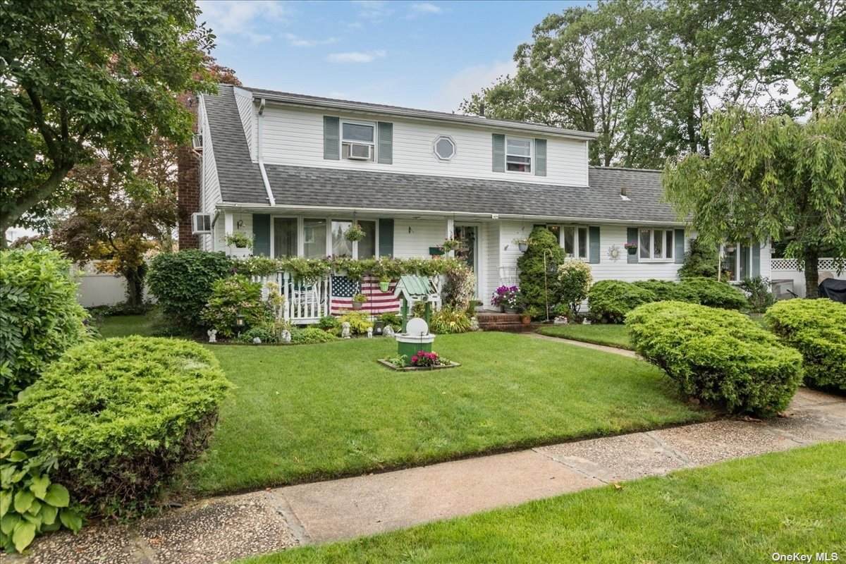 540 Everdell Avenue - Photo 1