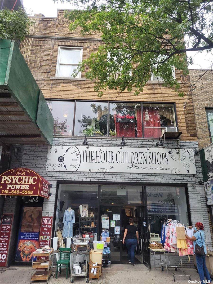 31-24 Steinway Street - Photo 1