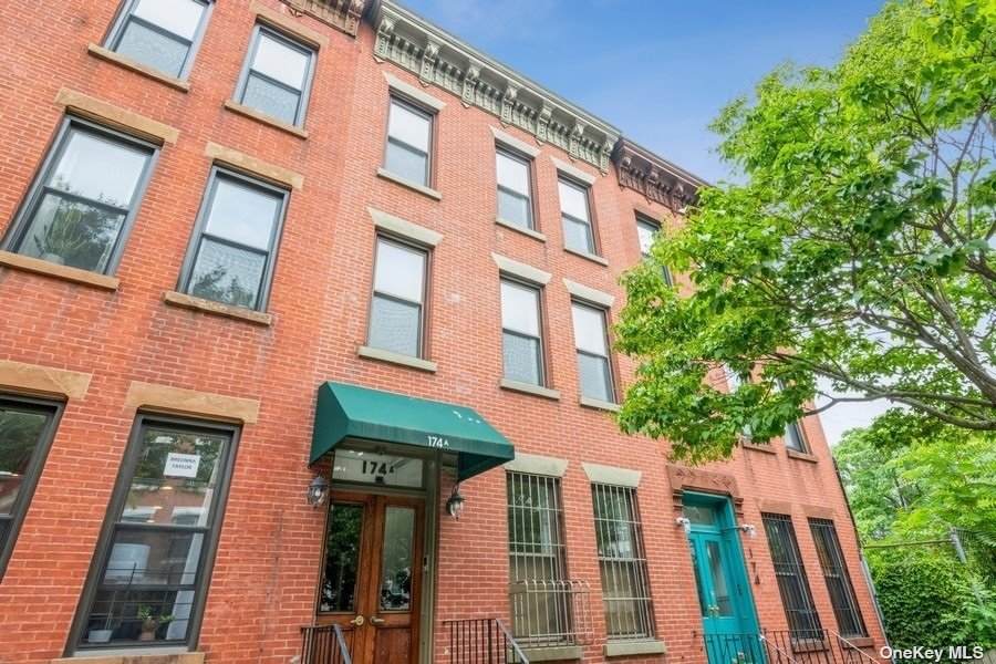 174A 8th Street - Photo 1