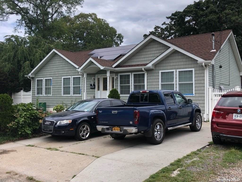 20 Rossmore Avenue - Photo 1