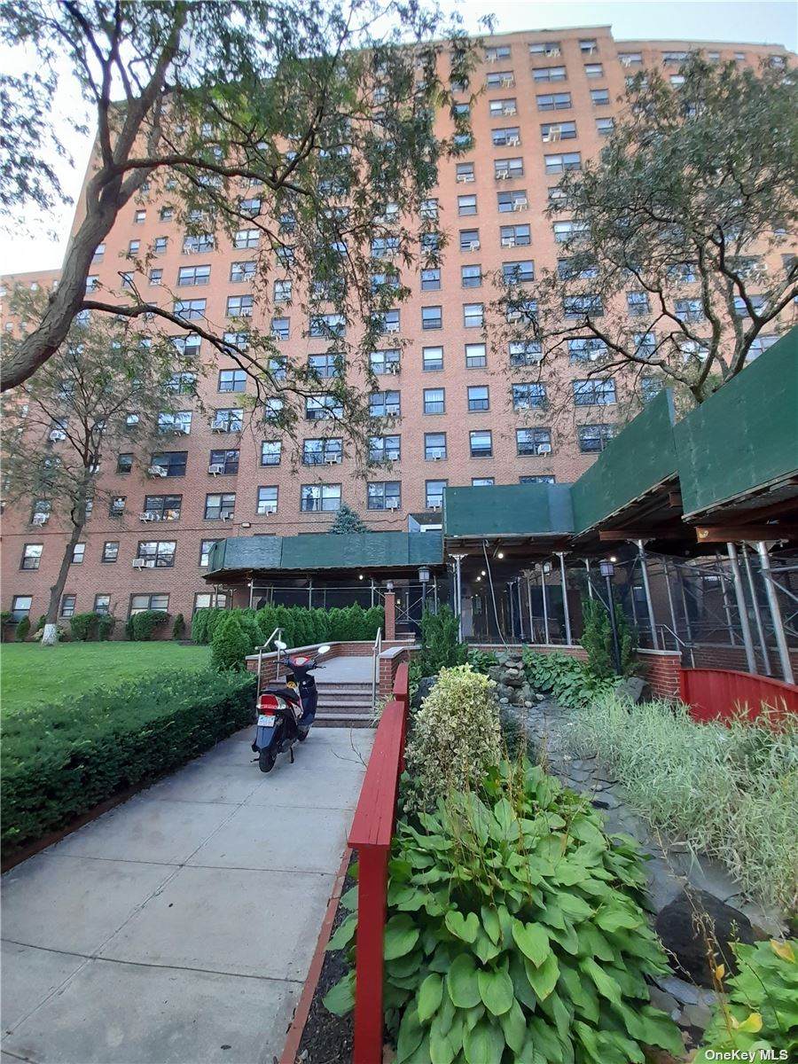 99-40 63 Road - Photo 1