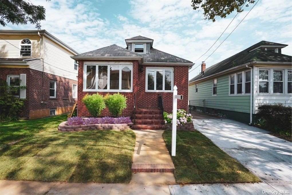 244-31 88th Road - Photo 1