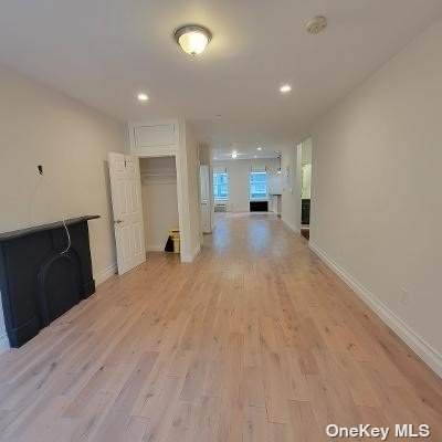 320 30 Street - Photo 1