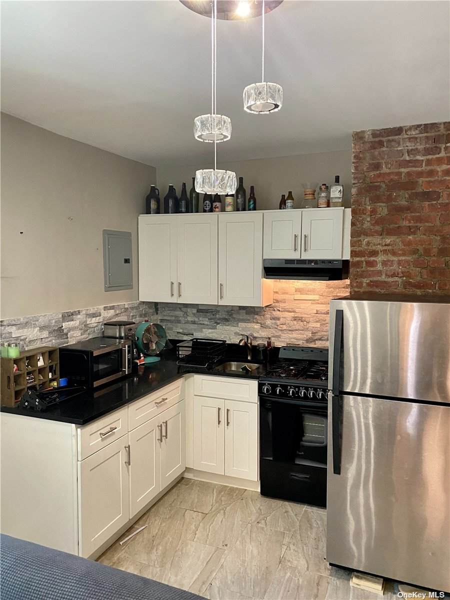 51 Georgia Avenue - Photo 1