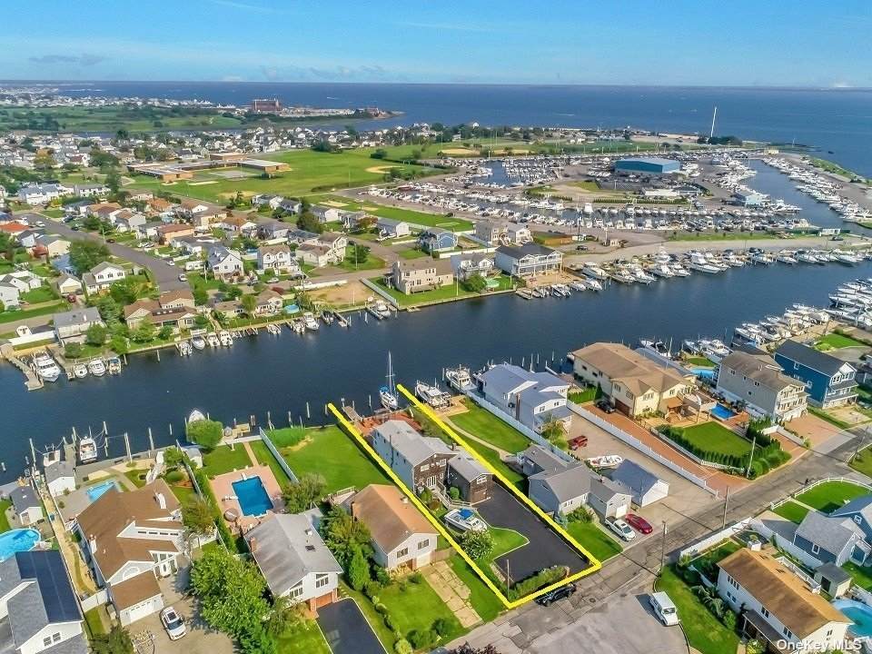 752 Shore Walk - Photo 1