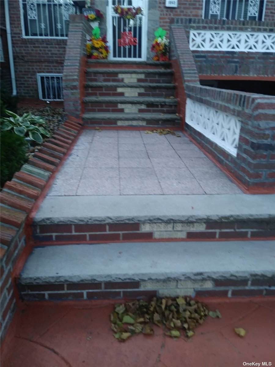 1042 52nd Street - Photo 1