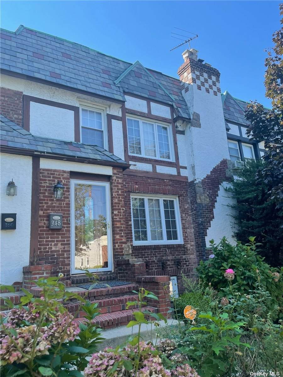 348 Cochran - Photo 1