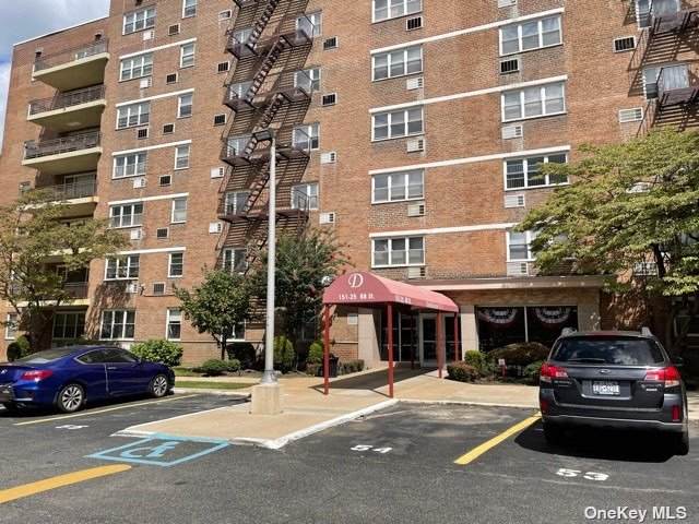 151-25 88th Street - Photo 1