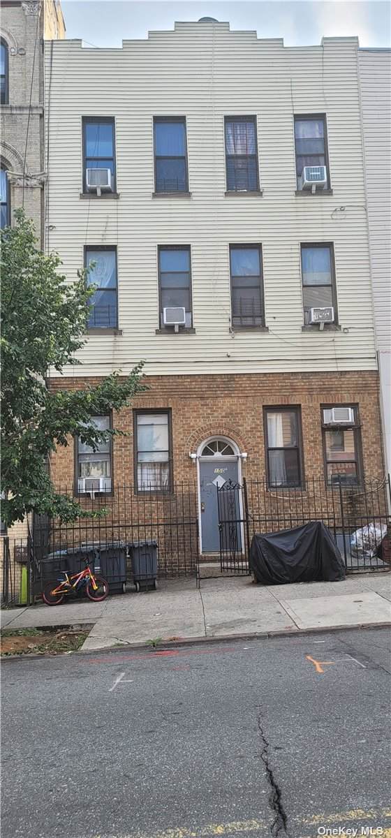 150 Wilson Avenue - Photo 1