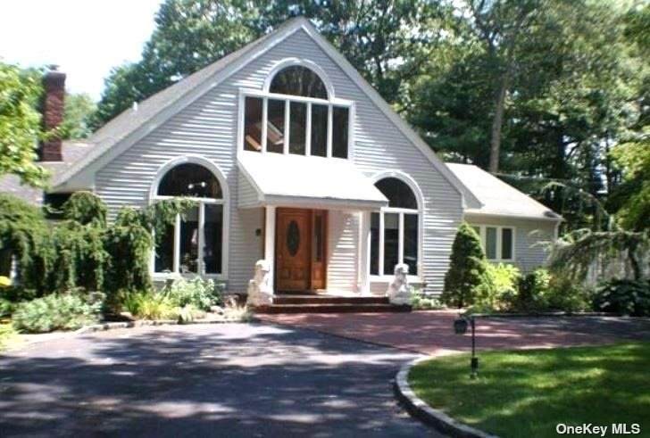 41 Dietz Avenue - Photo 1