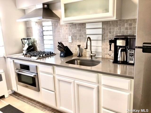 88-15 Shore Parkway - Photo 1