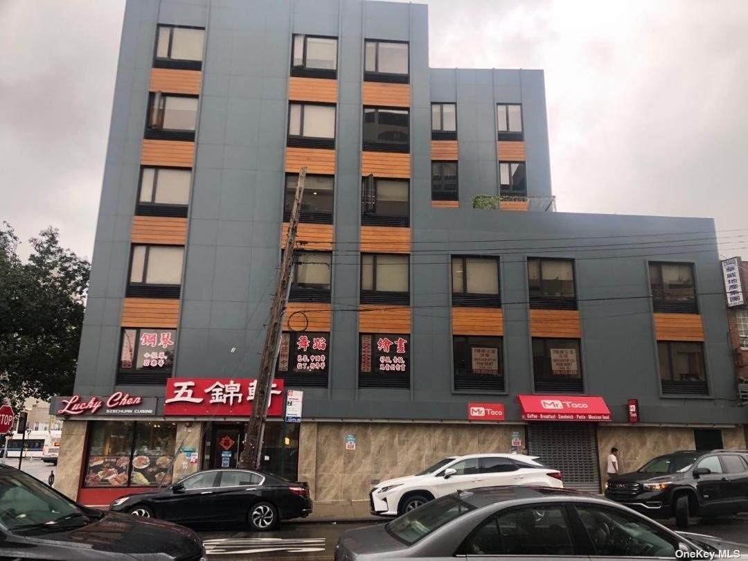 135-53 Northern Boulevard - Photo 1