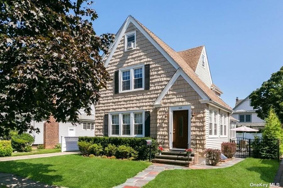 163 Southard Avenue - Photo 1