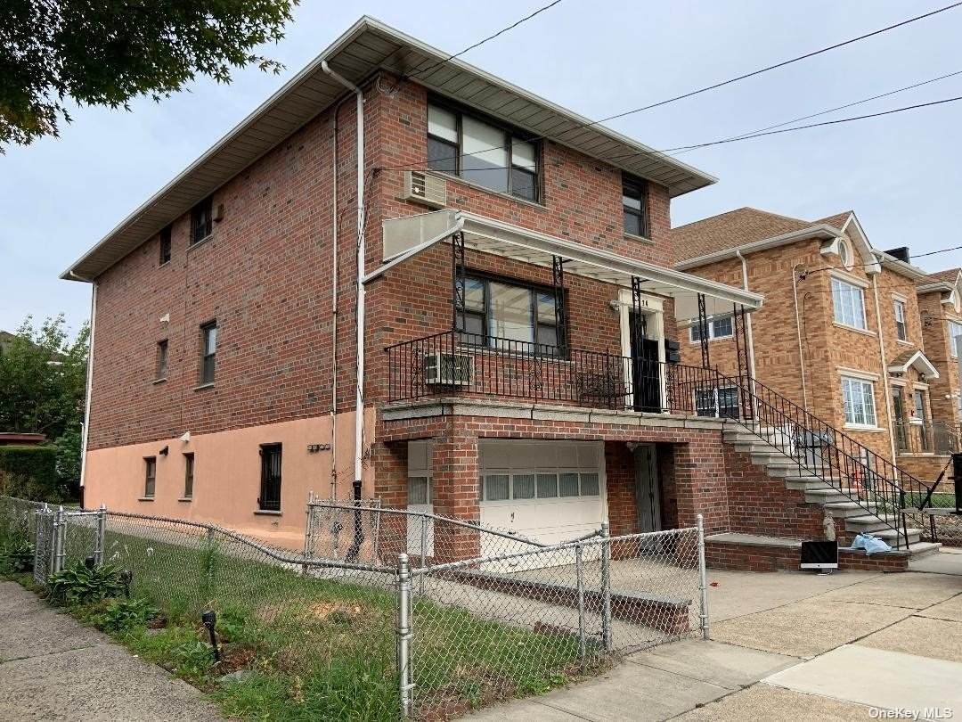 924 Wilcox Avenue - Photo 1