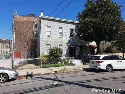 124-09 15th Avenue - Photo 1