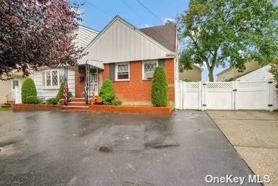 1325 Collier Avenue - Photo 1