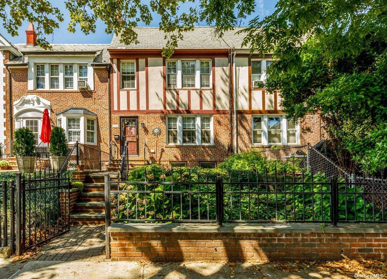 21-68 46th Street - Photo 1