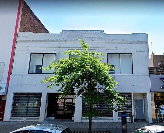 31-35 Steinway Street - Photo 1