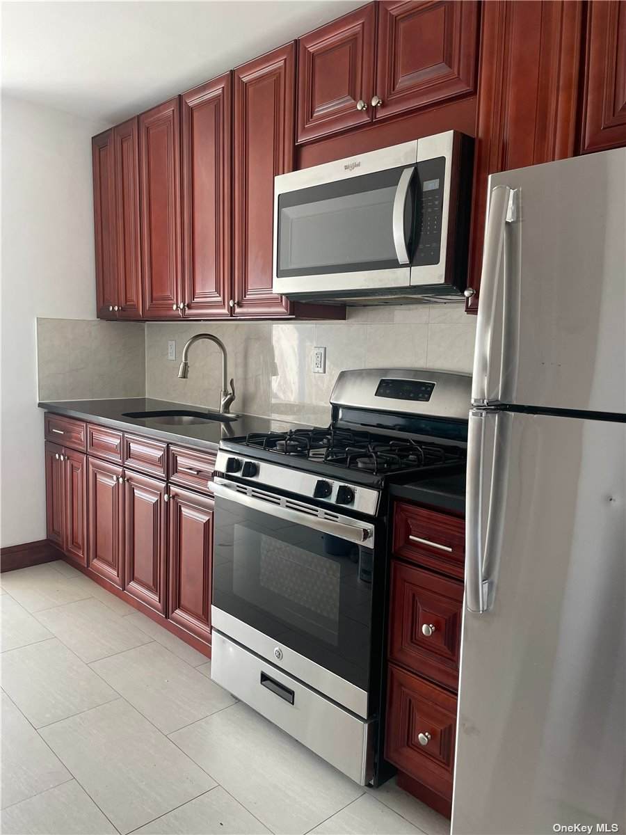 101-19 95th Street - Photo 1