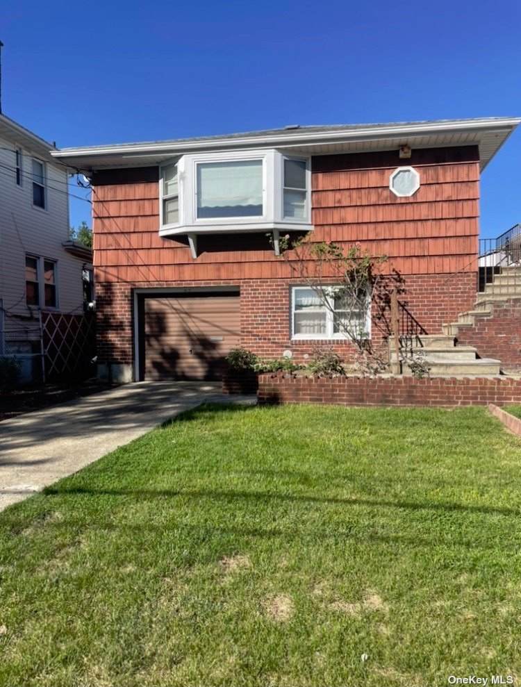 163-22 98 Street - Photo 1