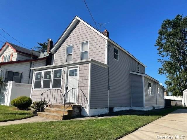 2758 Homan Place - Photo 1