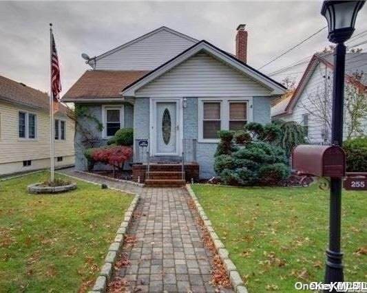 255 Rolling Street - Photo 1