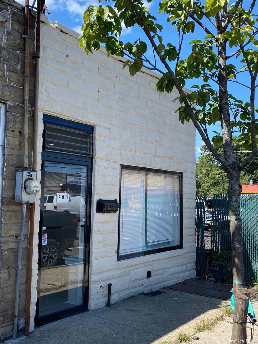 201 Main Street - Photo 1