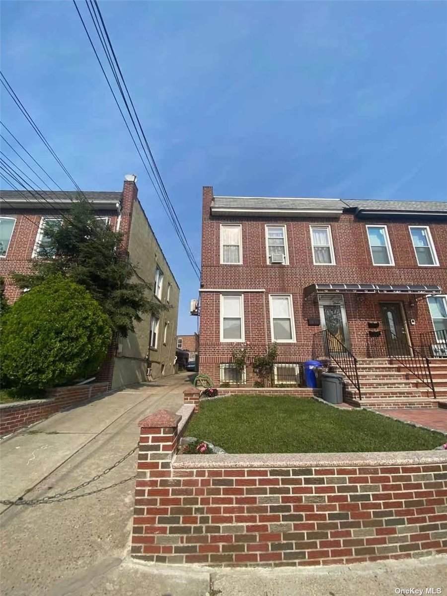 29-15 Jordan Street - Photo 1