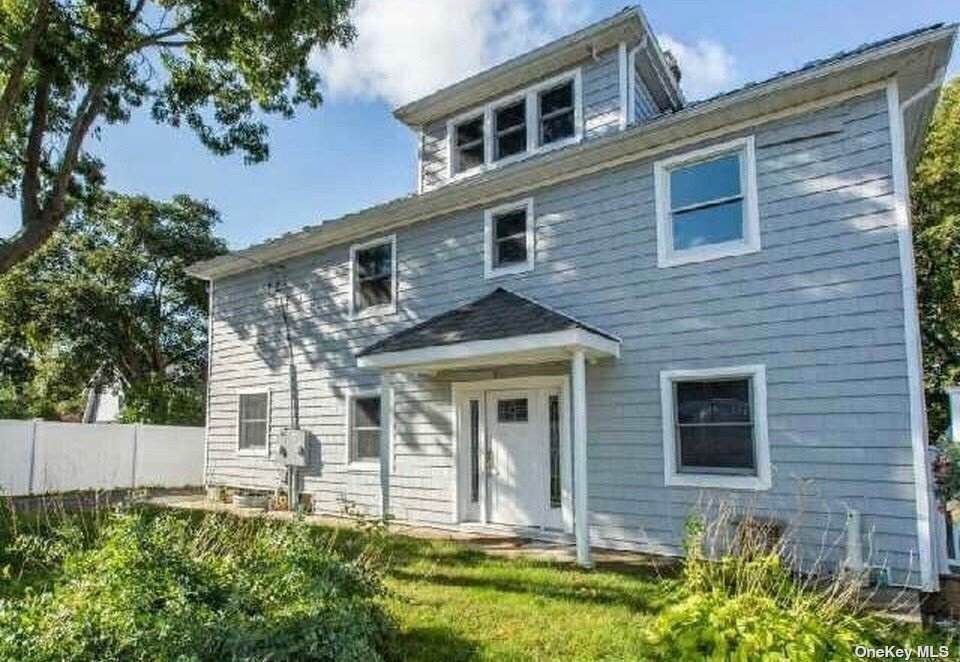 456 Glen Cove Avenue - Photo 1