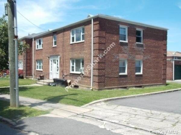 145-15 21 Avenue - Photo 1
