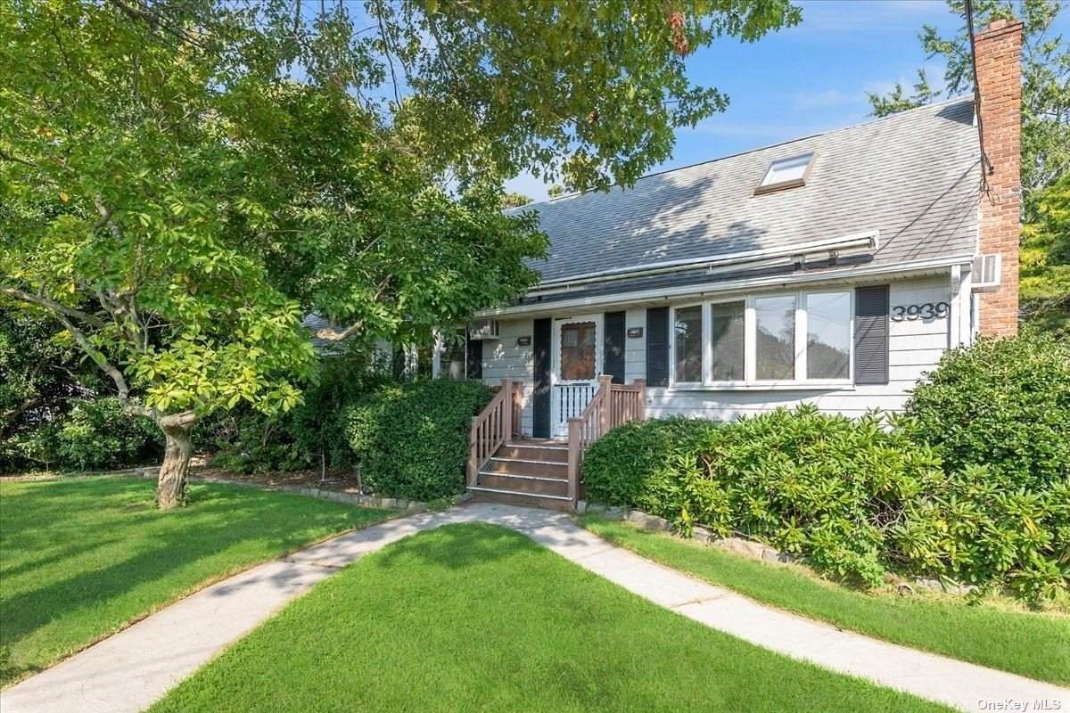 3939 Laurel Court - Photo 1
