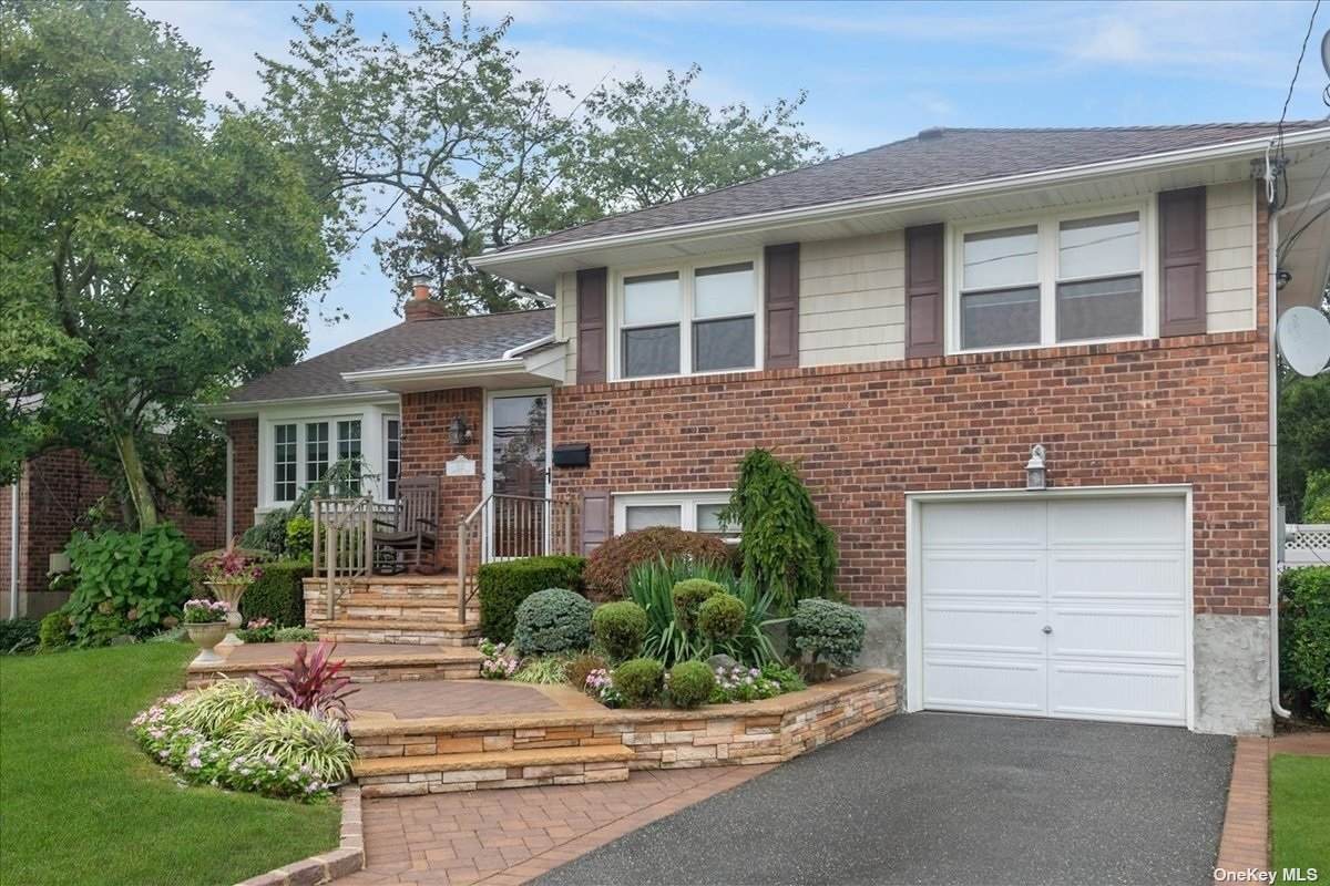 1121 Lawrence Road - Photo 1
