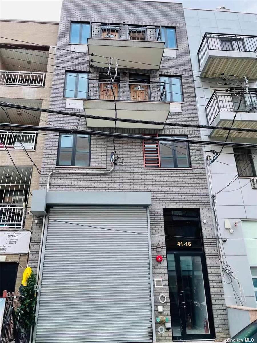 41-16 Haight Street - Photo 1