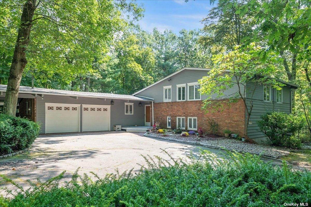 124 Split Oak Drive - Photo 1