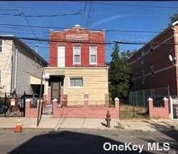 33-25 110 Street - Photo 1